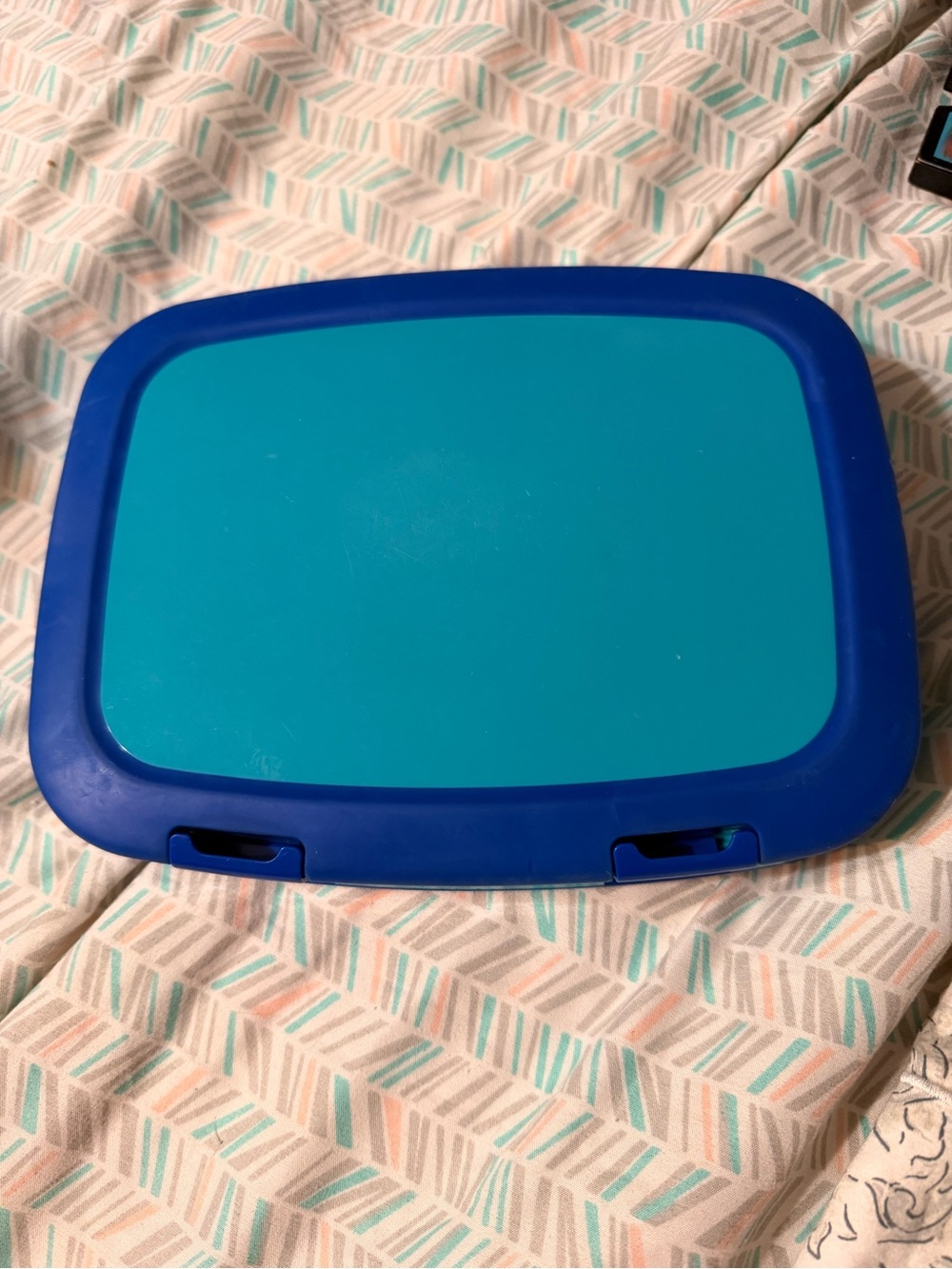 Bentgo Blue Shark Lunch Box - Picture 2 of 4
